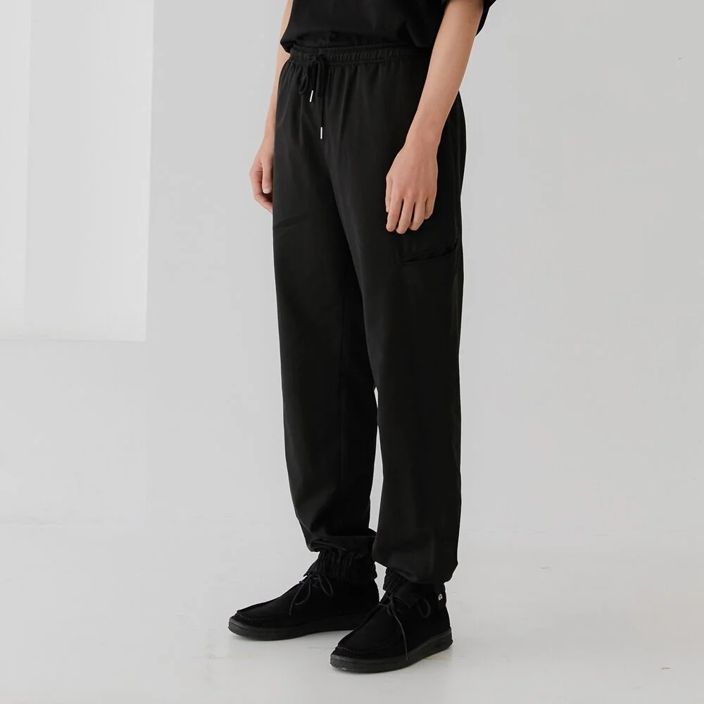 TRACK PANTS (BLACK)