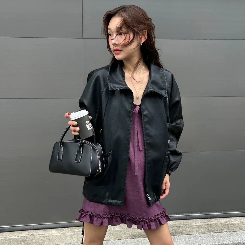 FAKE LEATHER SHIRRING ZIP-UP (BLACK)