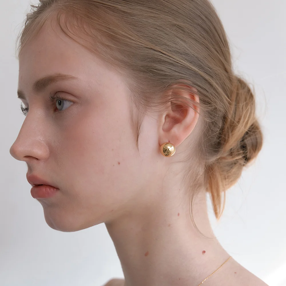 CIRCLE STUD EARRING JE022