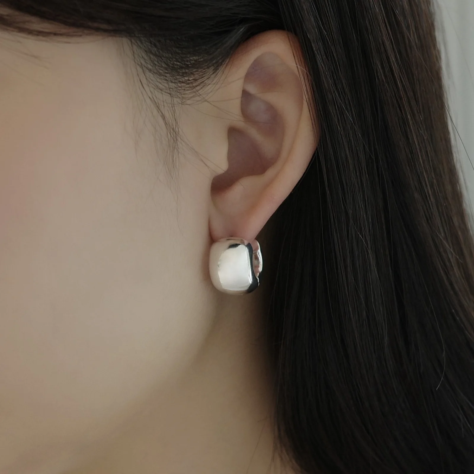 Mono Earrings (Silver)