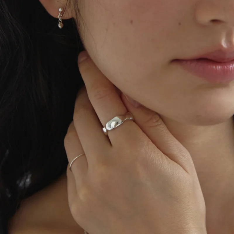 Pebble open ring