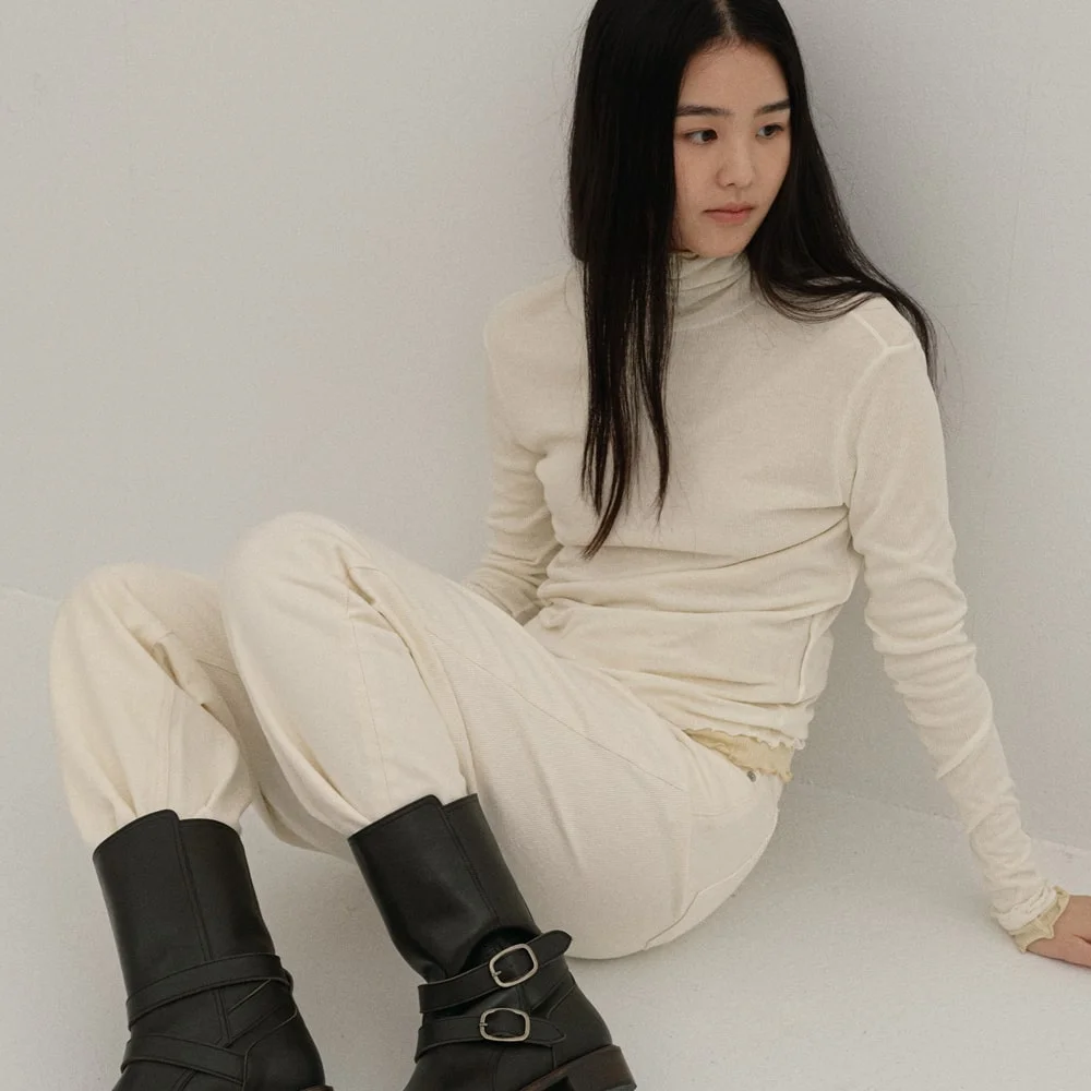 MOANA TURTLENECK (CREAM)