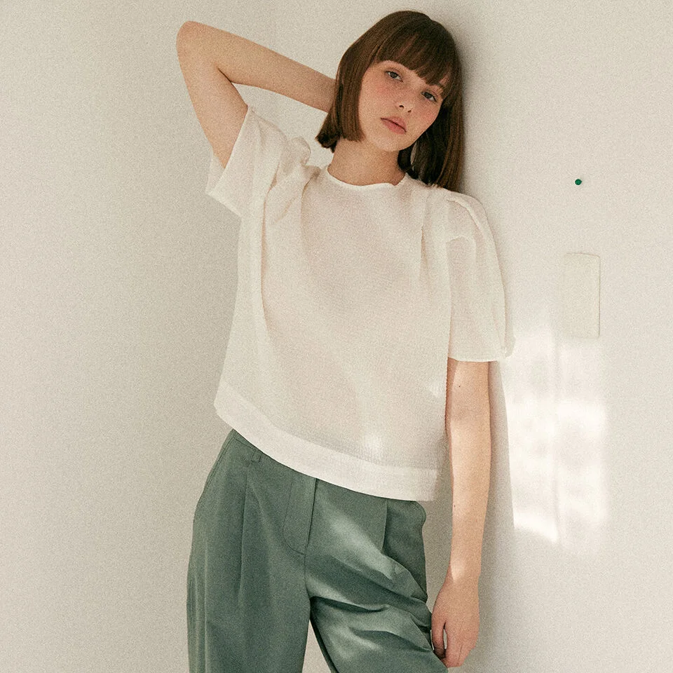 cotton round blouse (white)