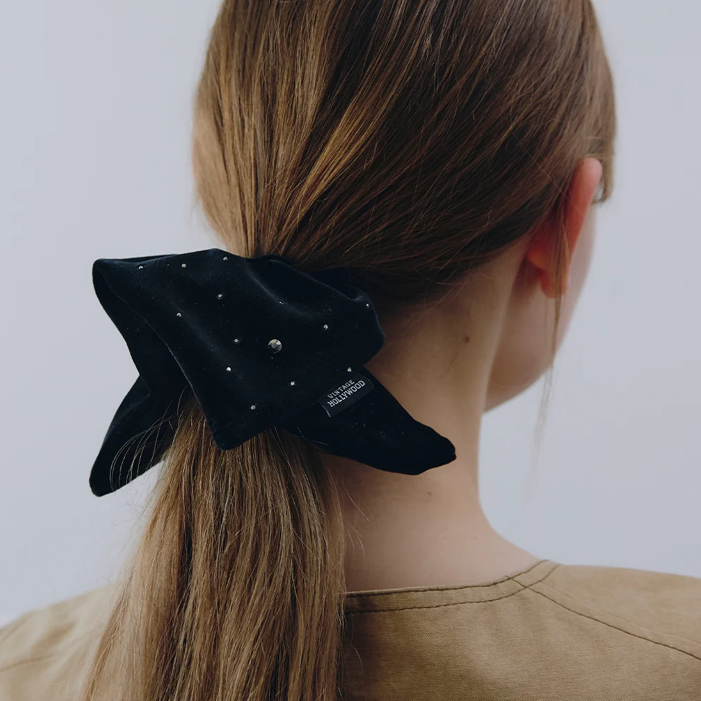 Cosmic Dots Square Scrunchie_VH2579HB003M