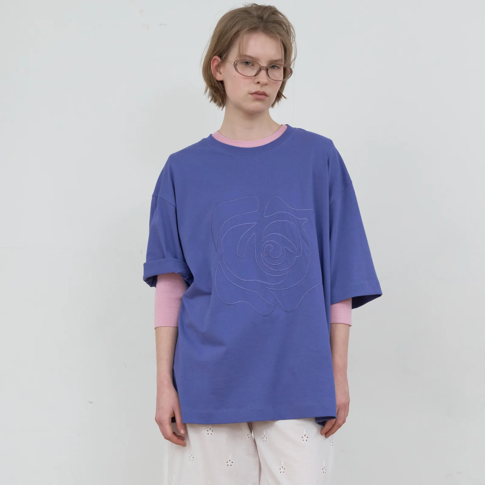 ROSE PATCH T-SHIRT_PURPLE BLUE
