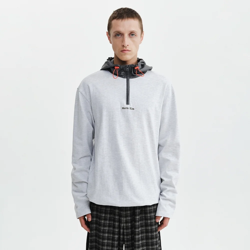 COLOR BLOCK HOODY QUARTER ZIP UP IN LIGHT GREY