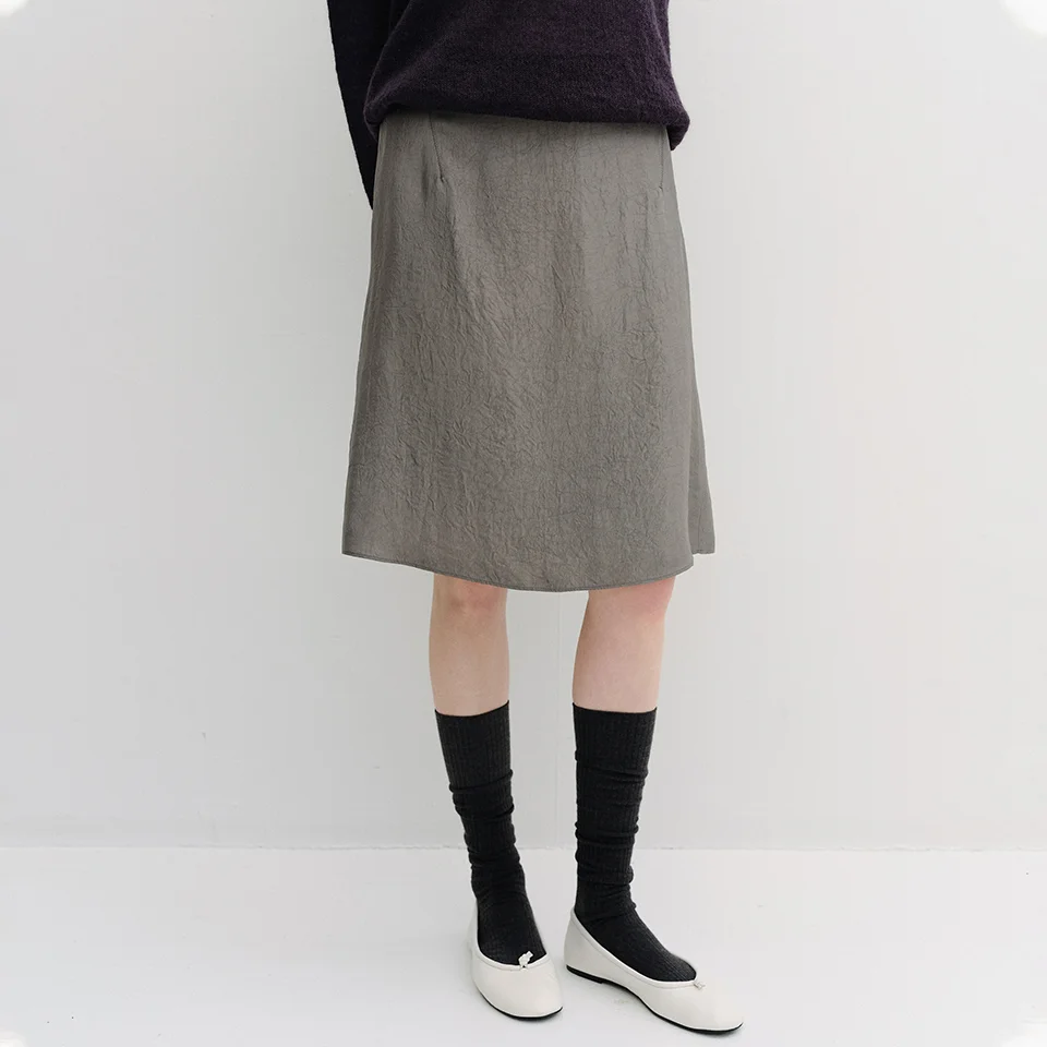 embroidery silky midi skirt (ash brown)